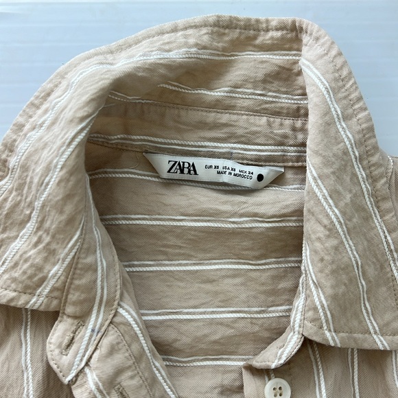 Zara tan and white button down blouse size xs - Picture 2 of 3